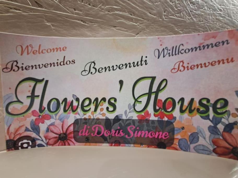 Flower'S House Di Doris Simone 巴里 外观 照片